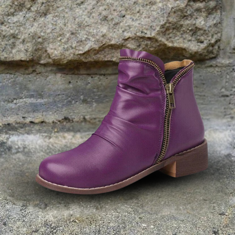 Riley - Women's Zipped Leather Ankle Boots