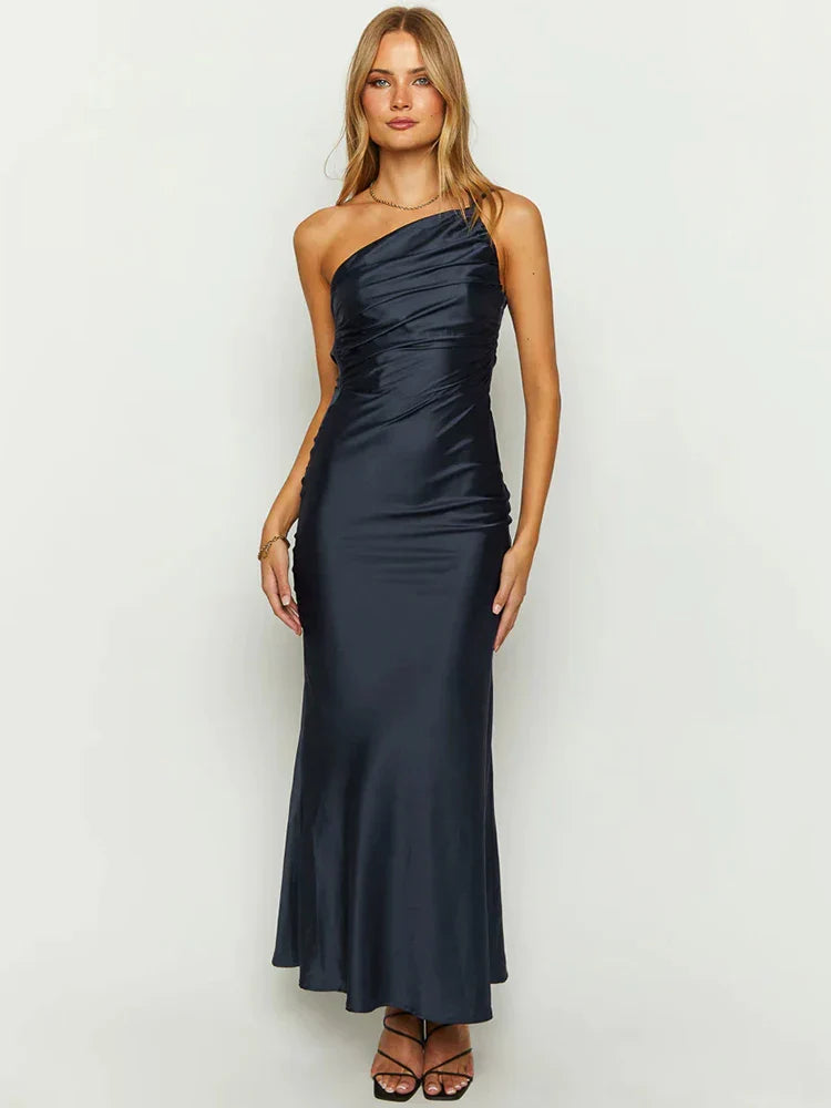 Lizz - Backless Maxi Dress