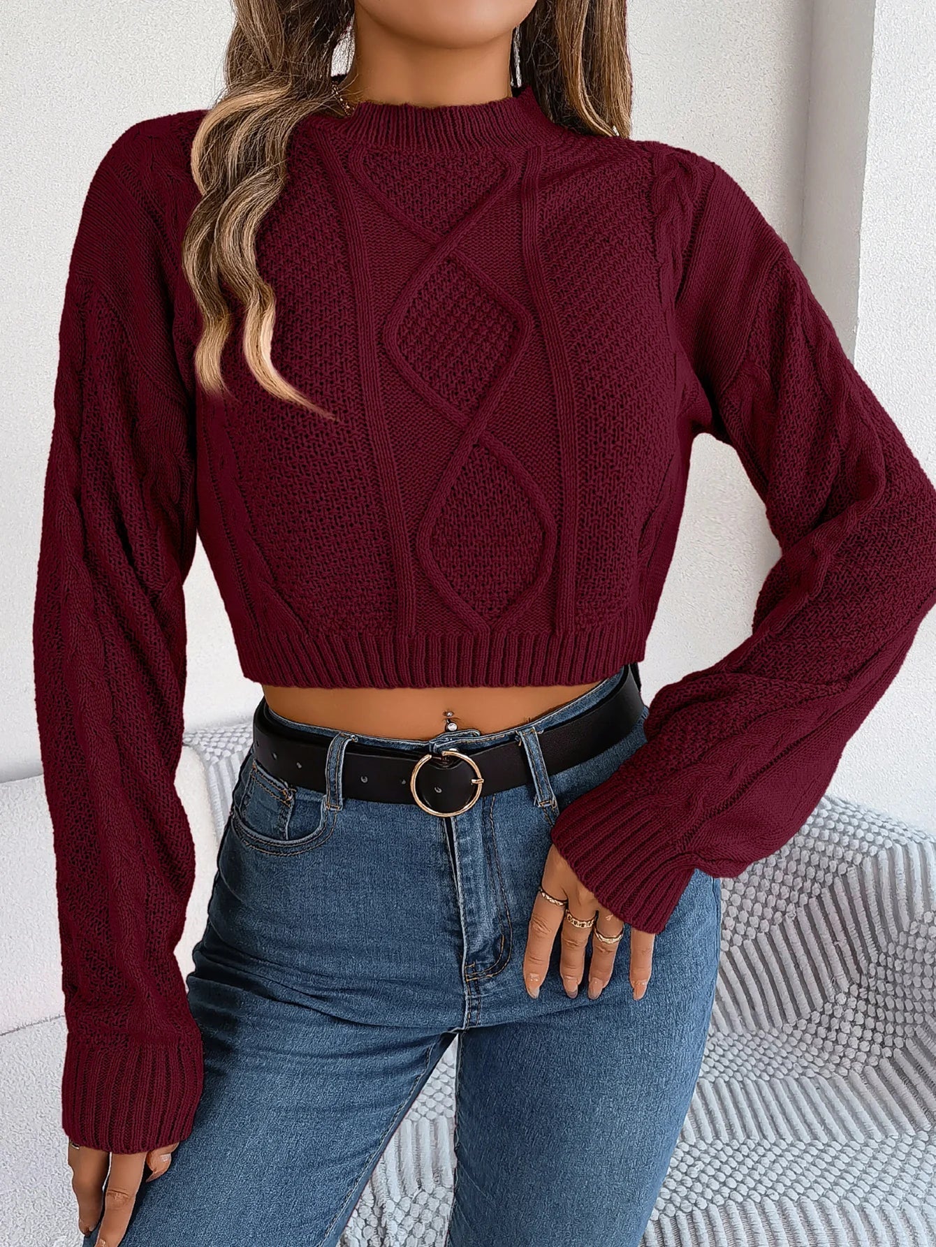 Casey - Trendy Cropped Knit Sweater