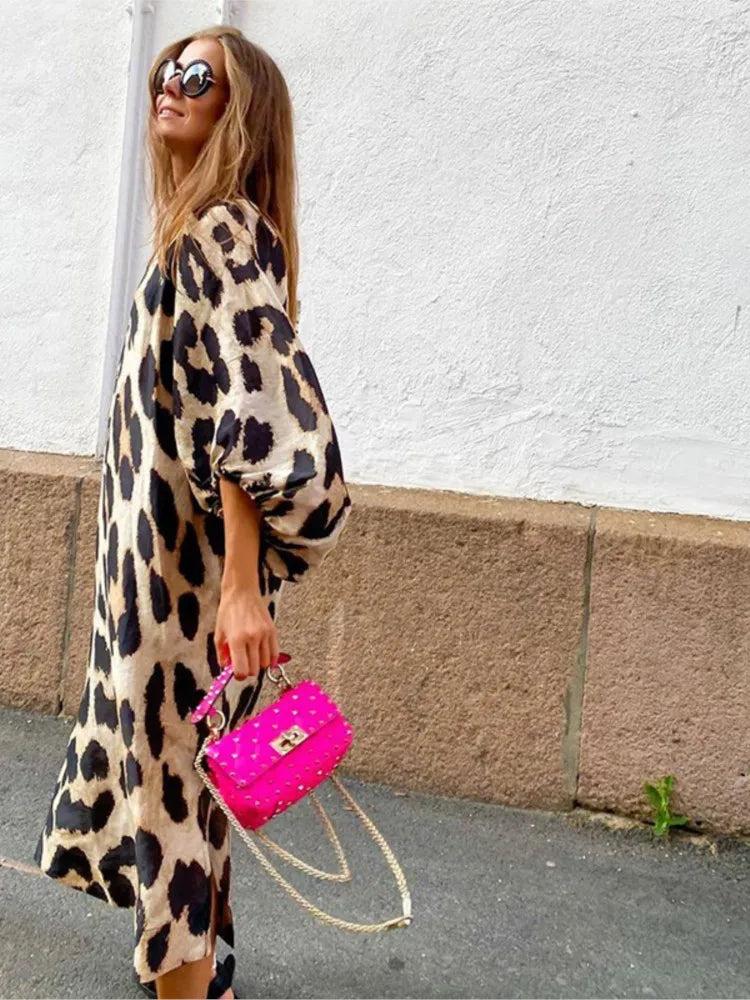 Phoebe - Leopard Print Midi Dress