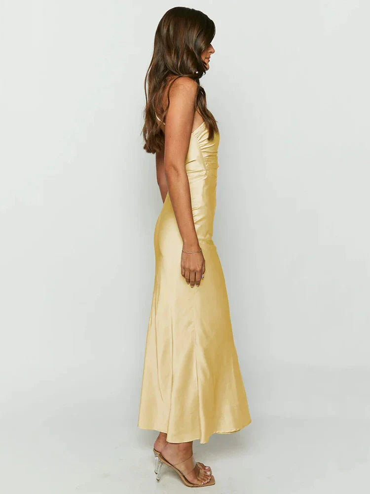 Lizz - Backless Maxi Dress