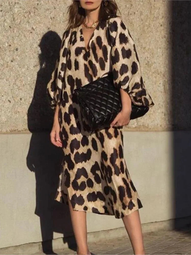 Phoebe - Leopard Print Midi Dress