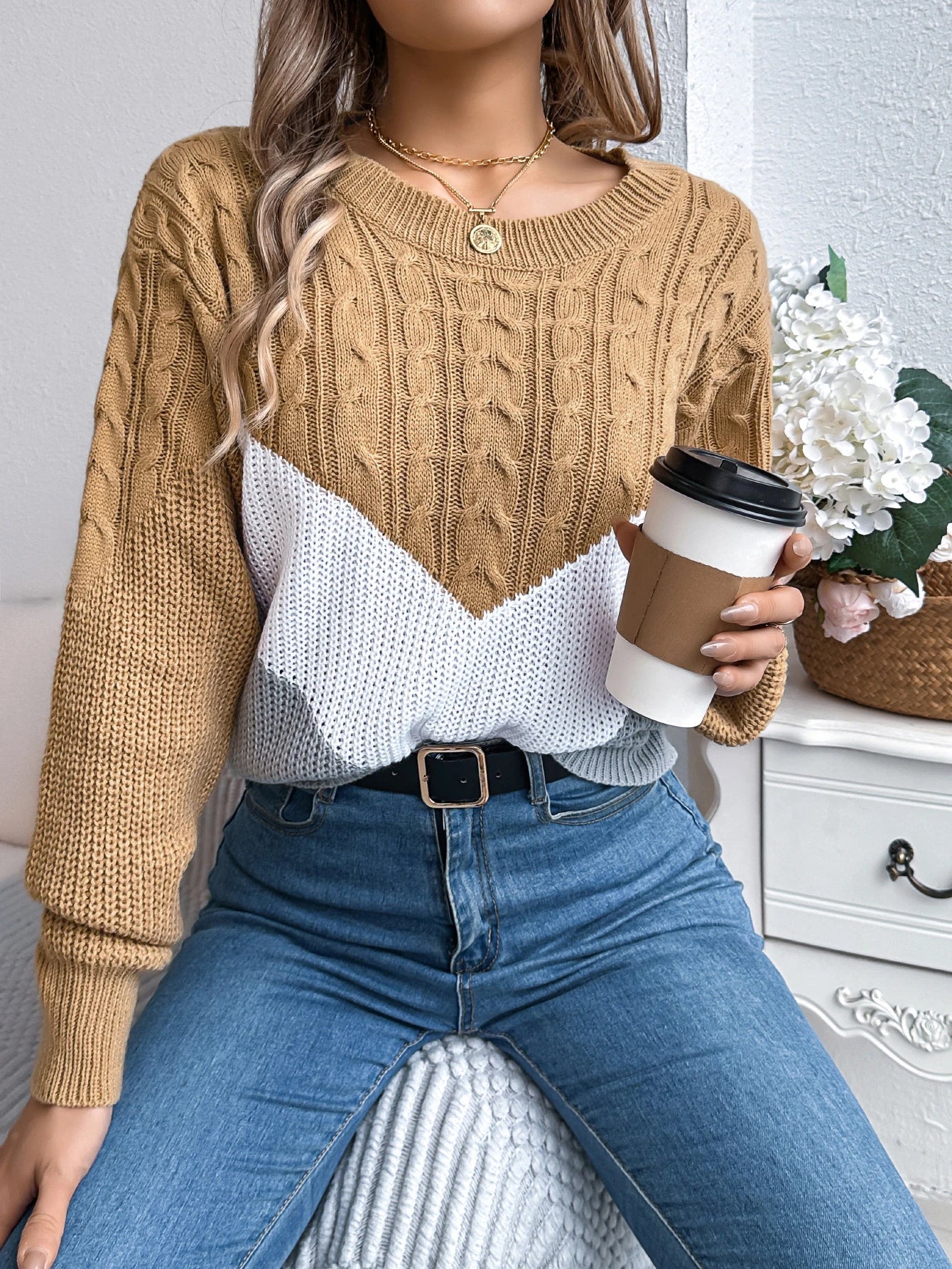 Elise - Cable Knit Sweater