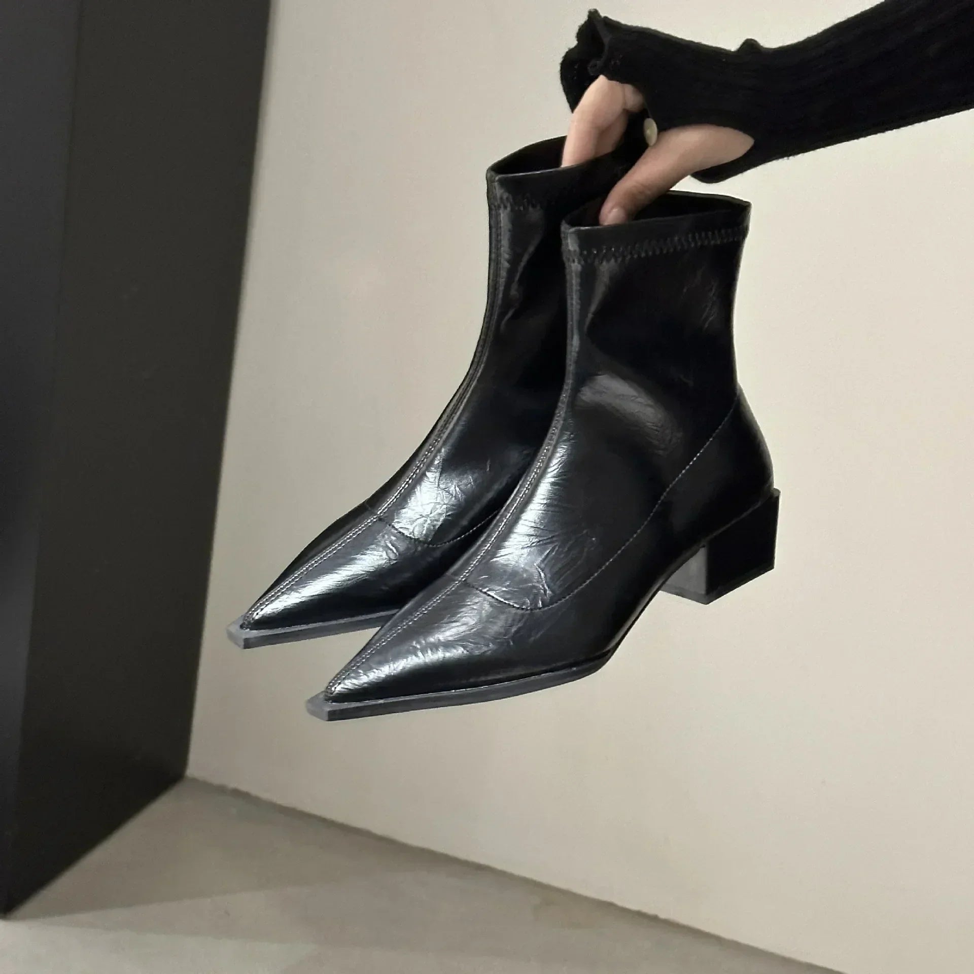 Penelope - Pointed-Toe Ankle Boots