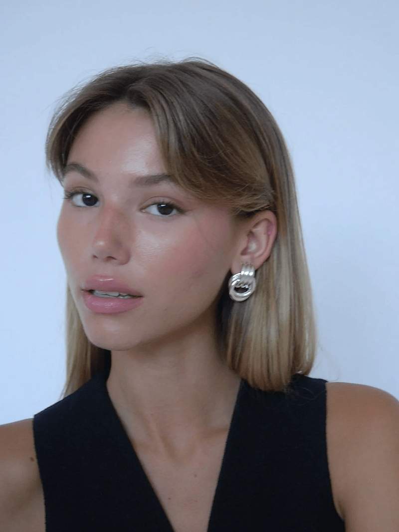 Florence - Knot Earrings Everyday Elegance