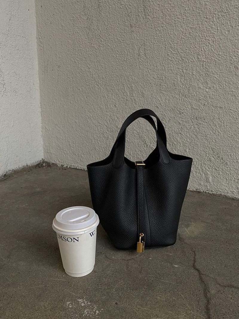 Jade - Elegant Vegan Leather Bag