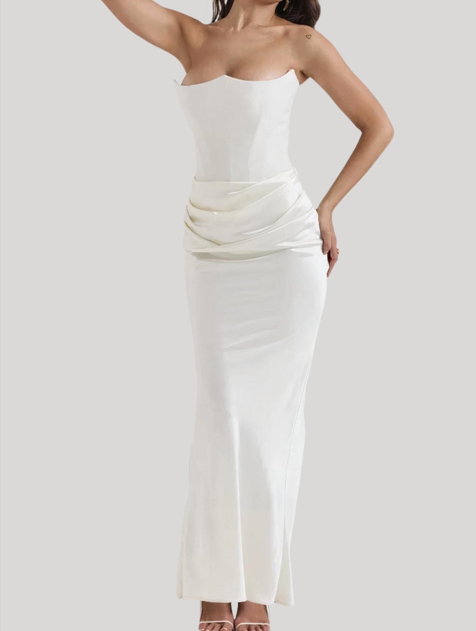 Vera - Strapless Elegant Maxi Dress