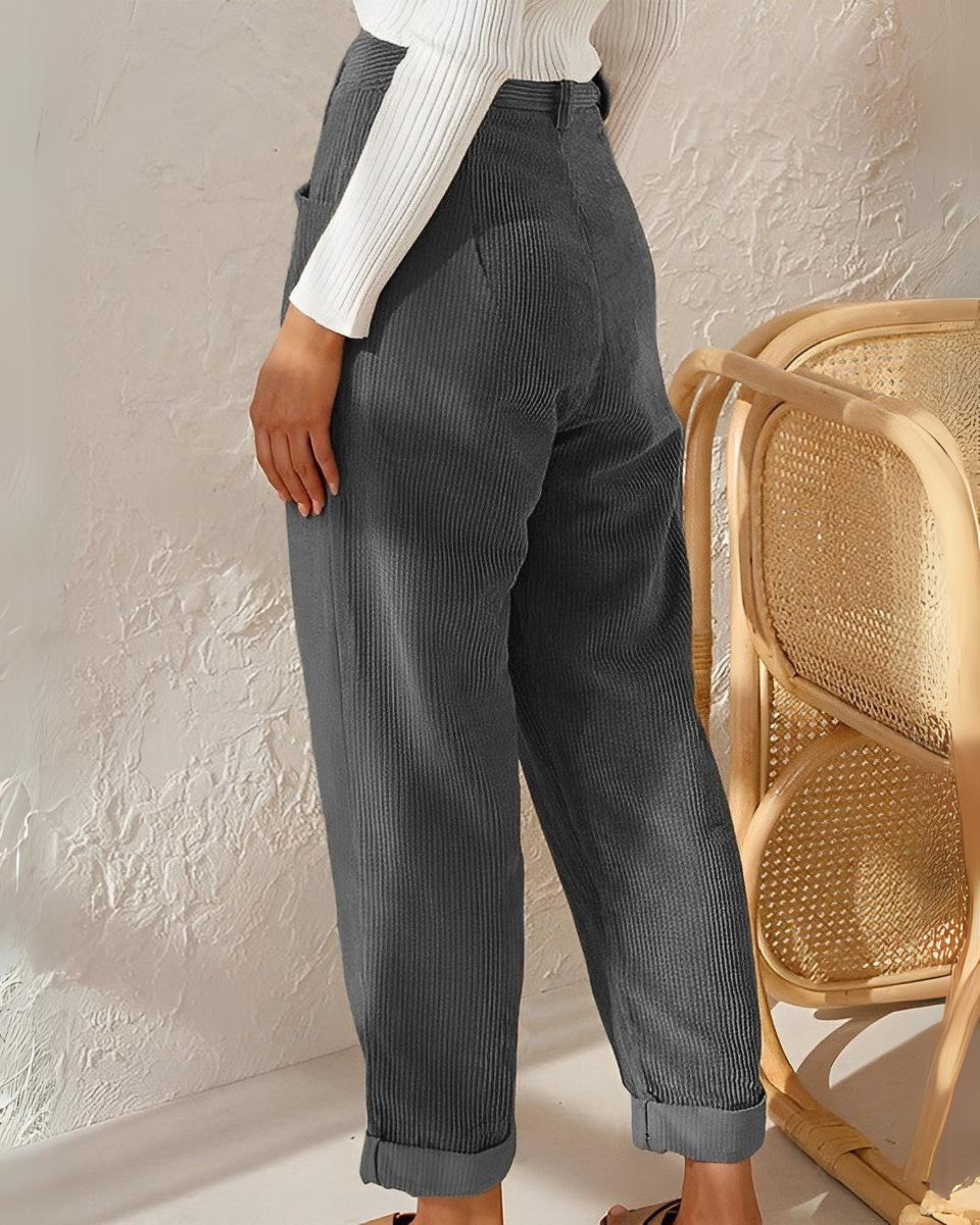 Ember - Elegant High-Waisted Wide-Leg Trousers