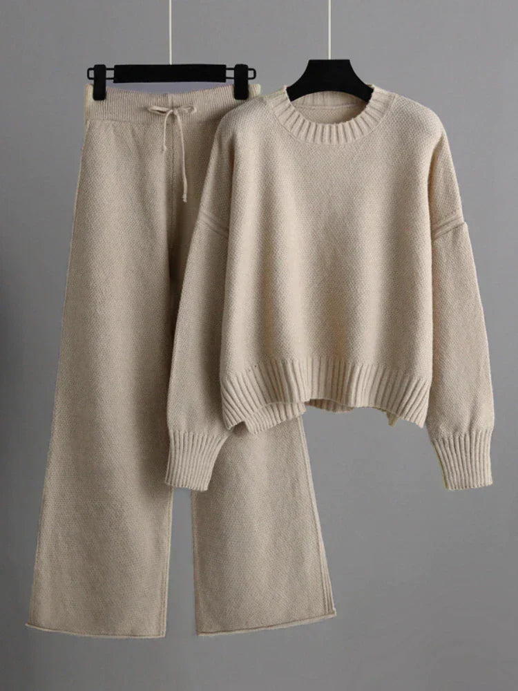 Evangeline - Winter Knit Duo Sweater and Wide-Leg Pants Set for Women