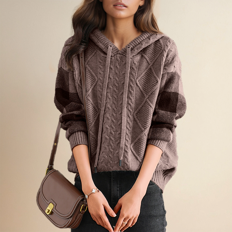 Mae - Stylish Cable Knit Sweater