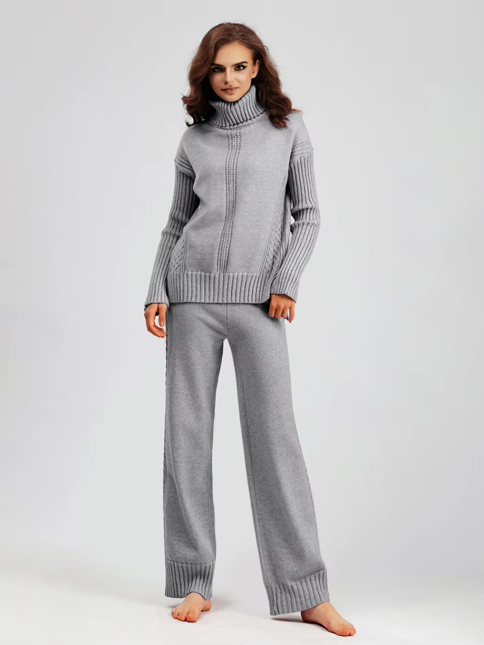 Charli - Cozy Turtleneck Set