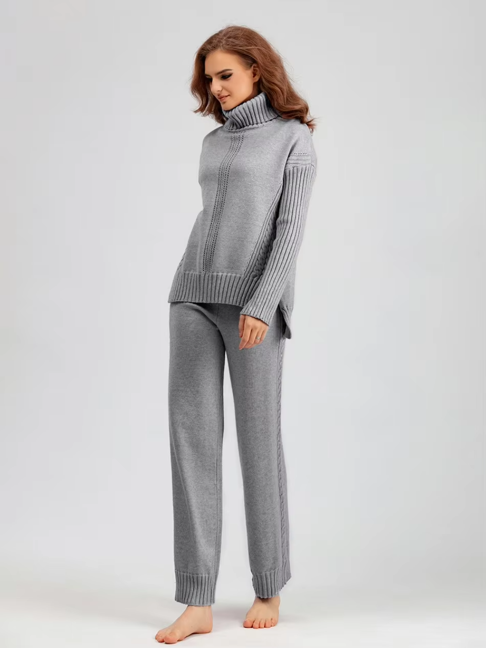 Charli - Cozy Turtleneck Set