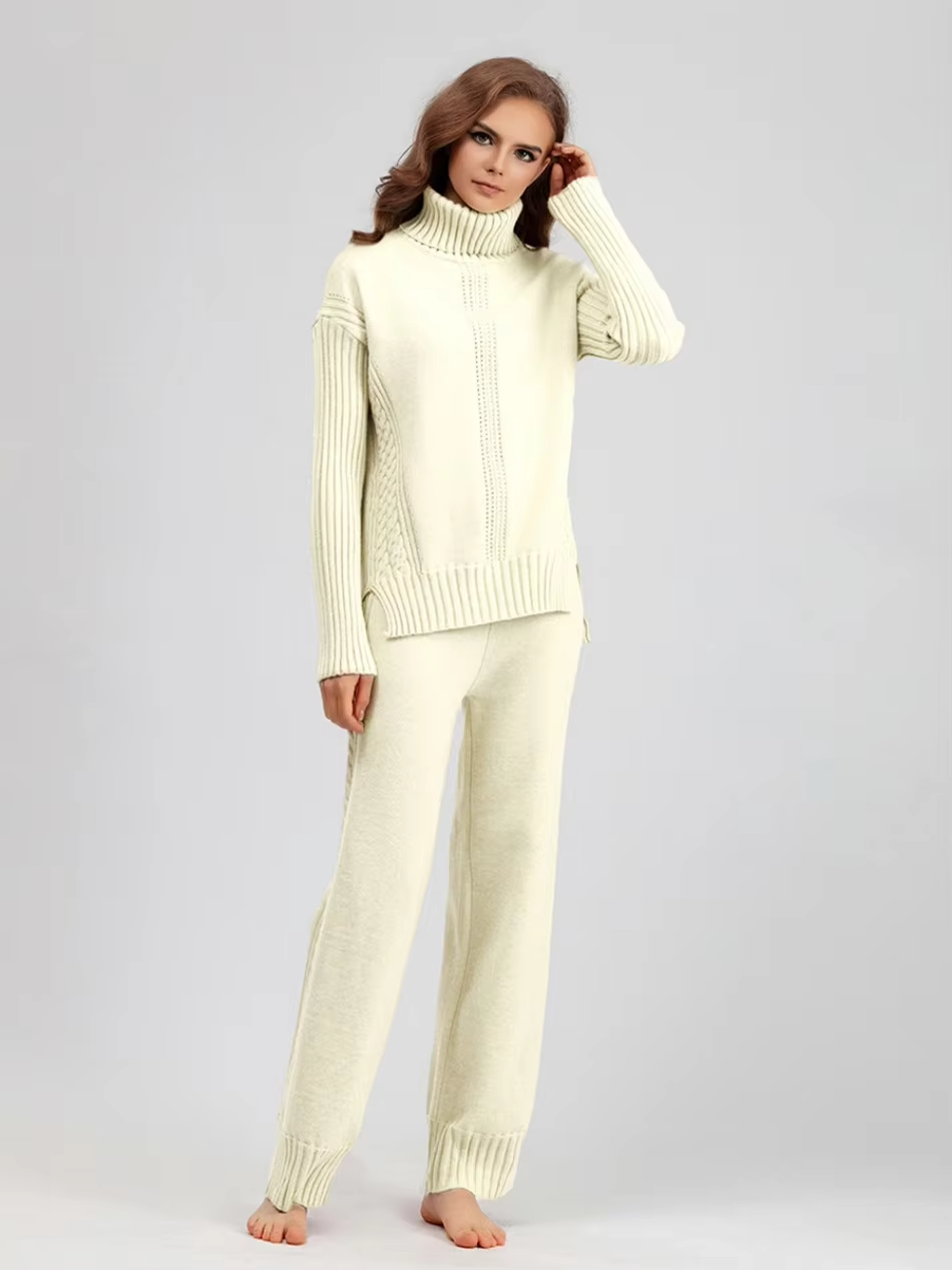 Charli - Cozy Turtleneck Set