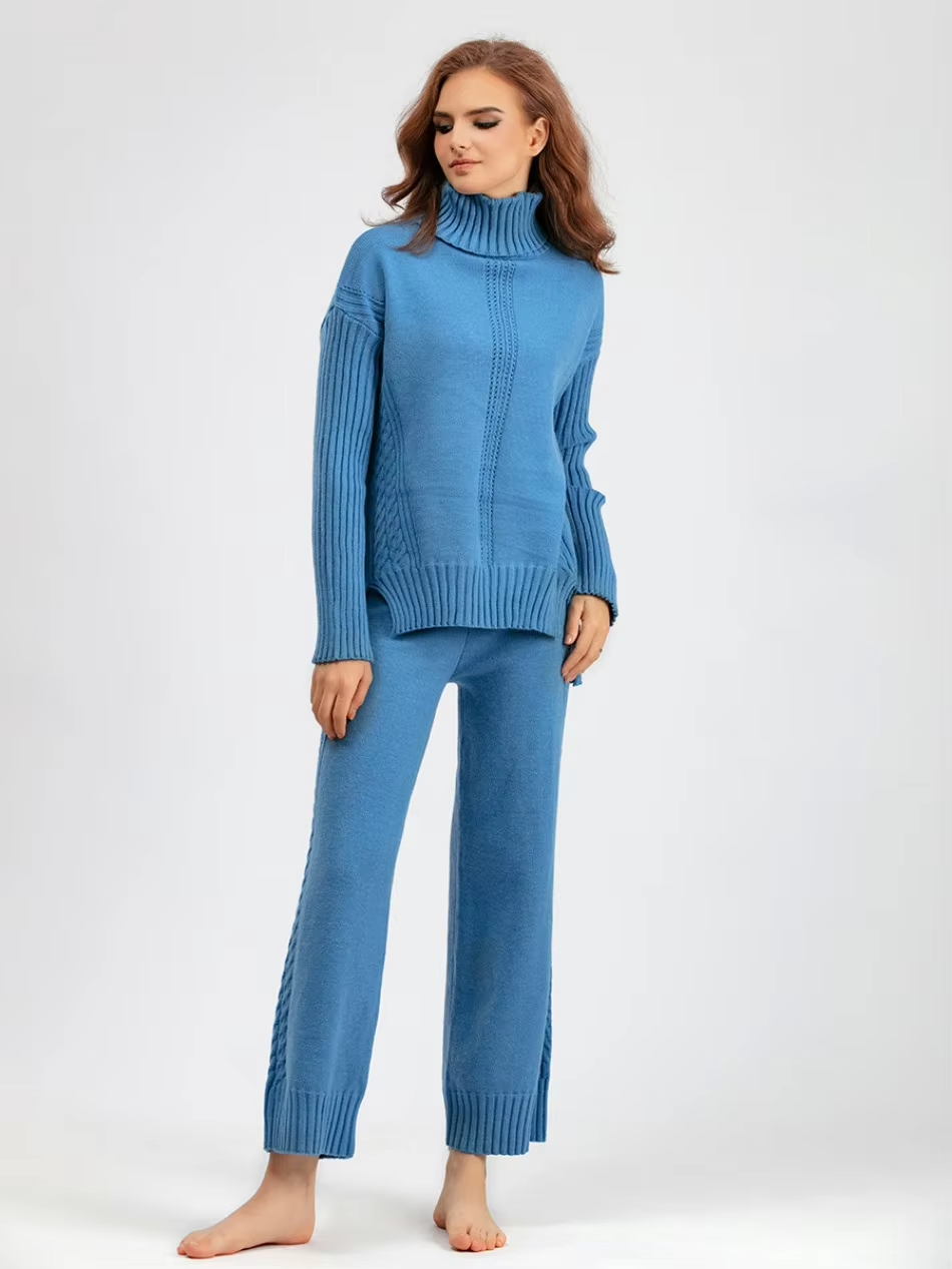 Charli - Cozy Turtleneck Set