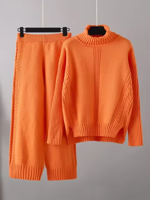 Charli - Cozy Turtleneck Set