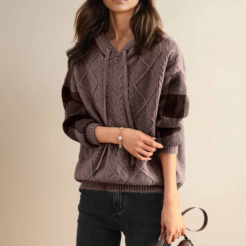 Mae - Stylish Cable Knit Sweater