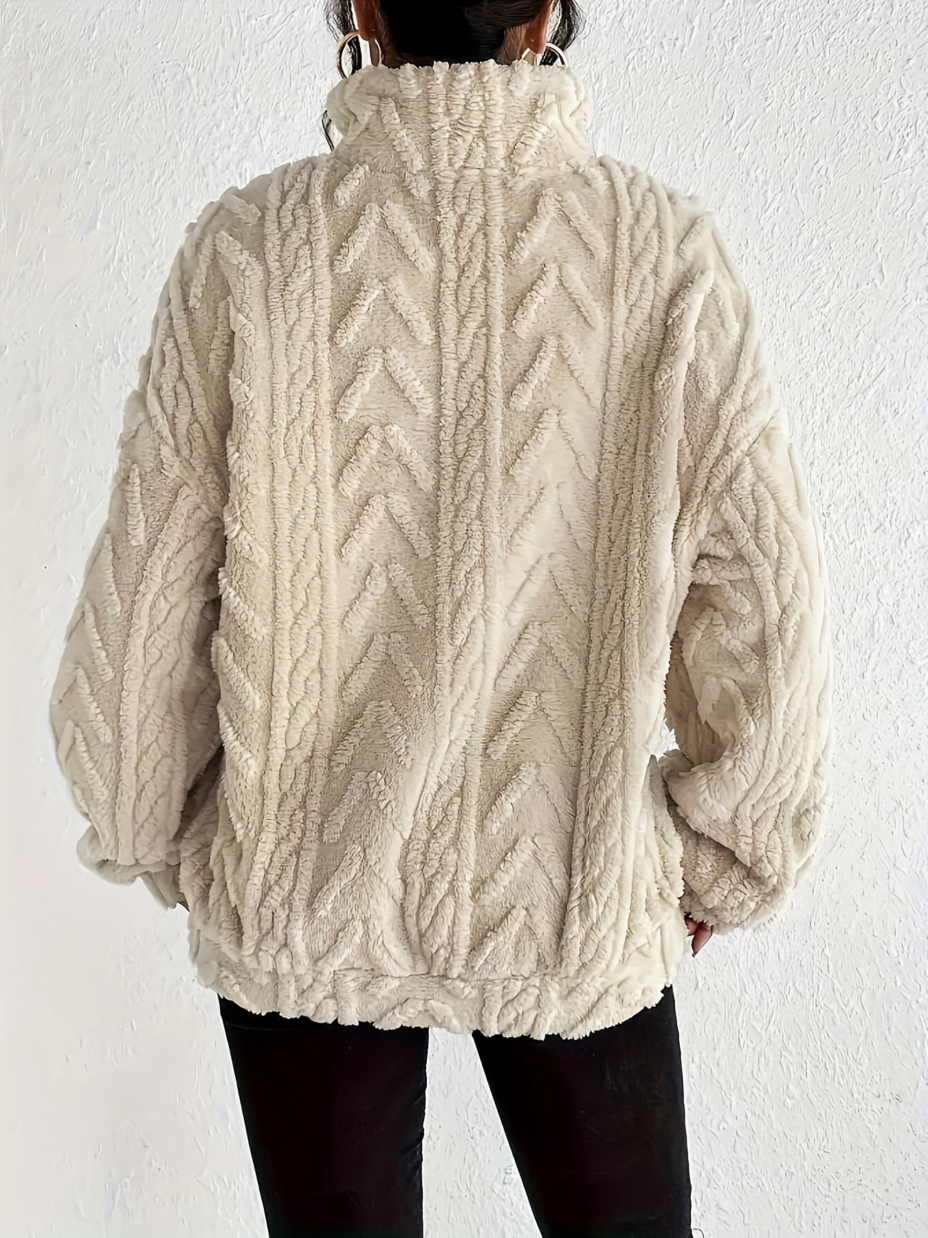 Remi - Luxe Cable-Knit Fleece Sweatshirt