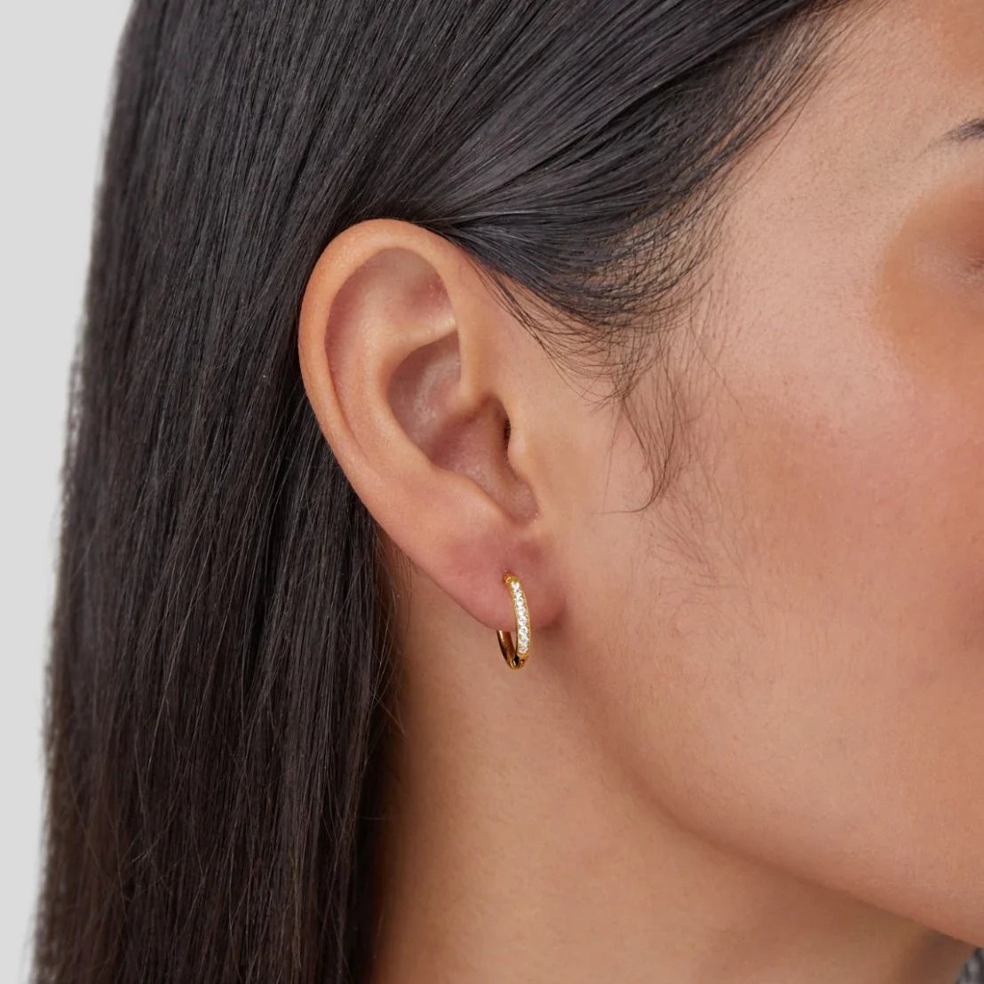 Isla - Classy Minimalist Hoop Earrings