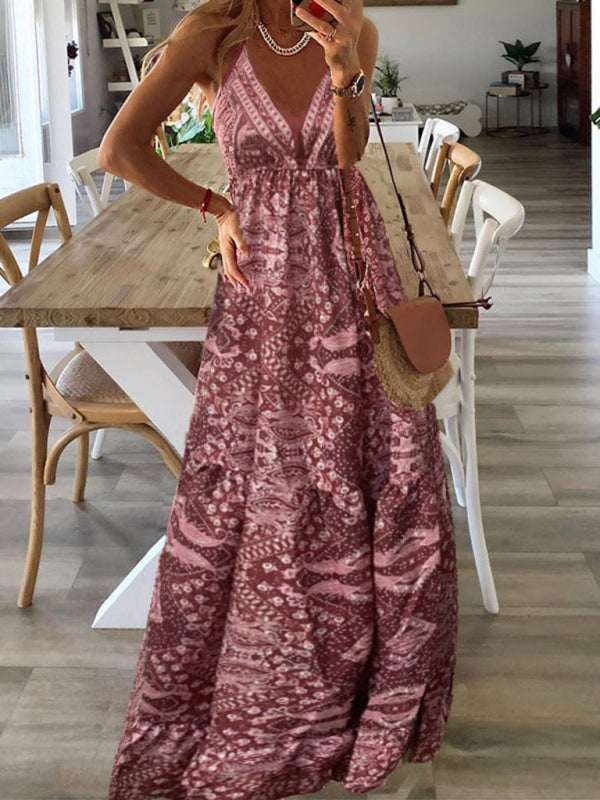 Juliana - Bohemian Maxi Dress with Paisley Print and Halter Neckline