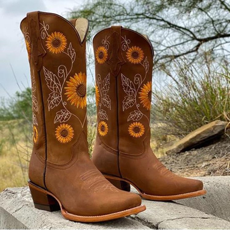 Martha - Bohemian Style Boots