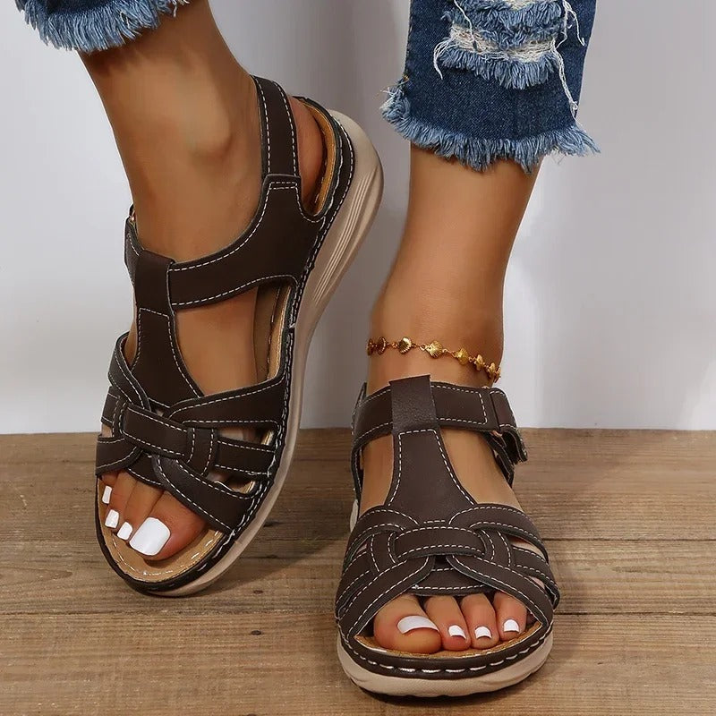 Ava – Strappy Sandals with Cushioned Sole