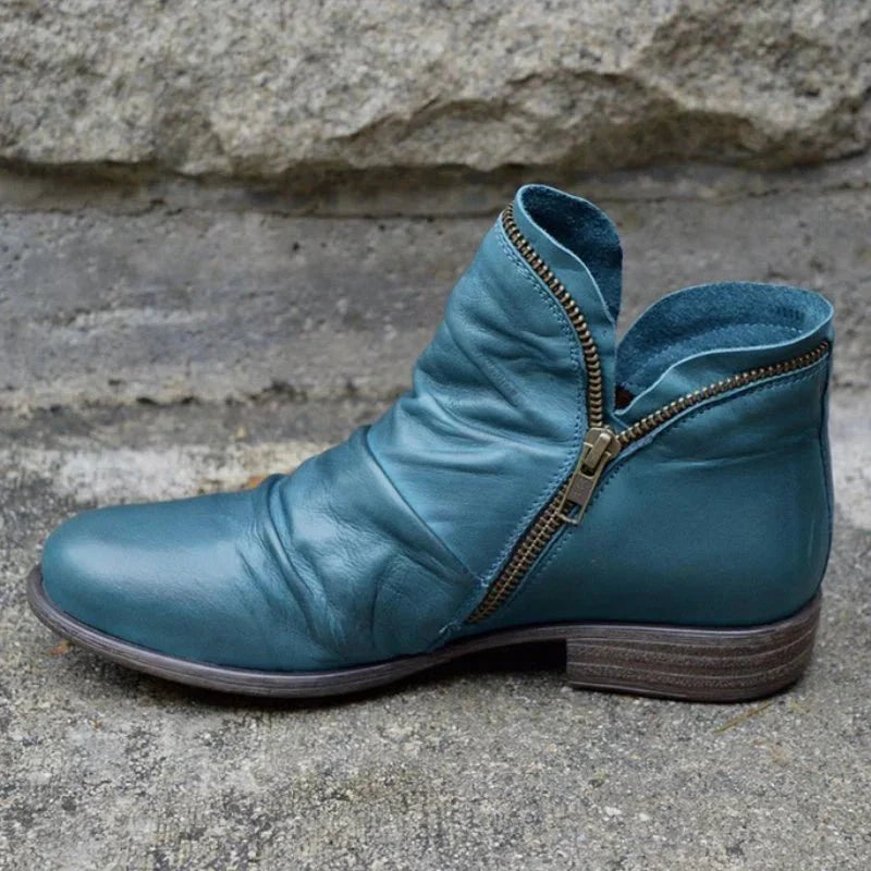 Riley - Women's Zipped Leather Ankle Boots