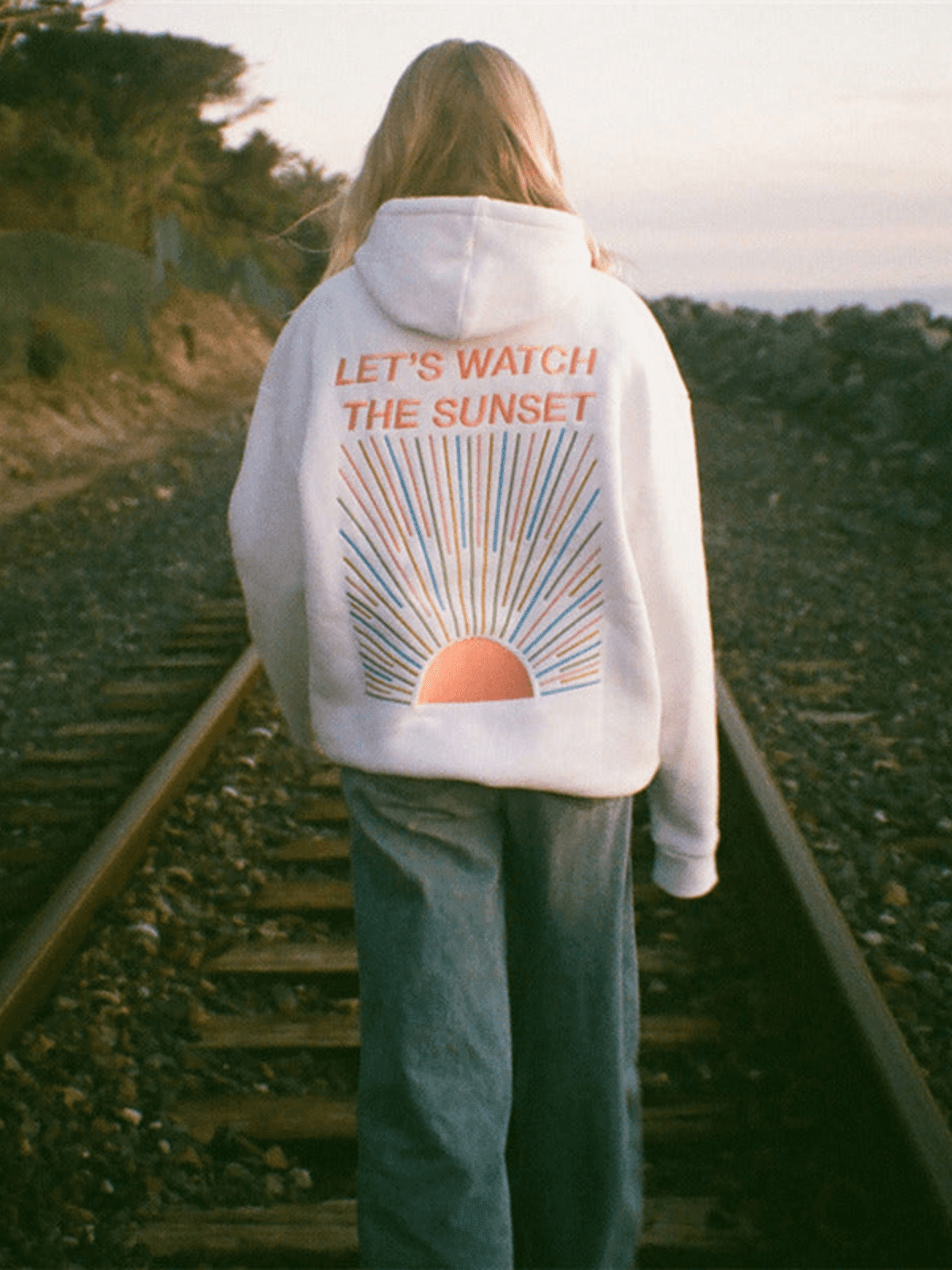 Layla - Relaxed Sunset-Inspired Hoodie